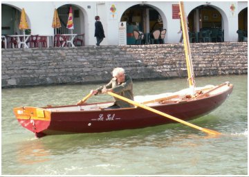 Seil, plywood built, under oars