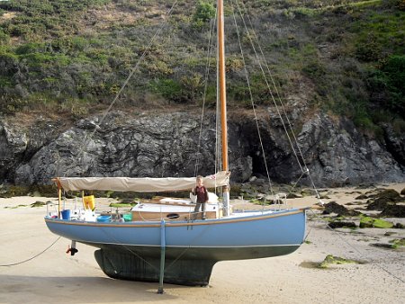 SAM_1204 With its long keel, Pen-Hir dries out very easily and safely.