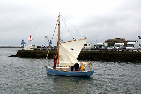 DSC04858 The mainsail is hoisted for the first time in Cherbourg