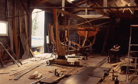 Construction AnDurzunel-2 An Durzunel, being built near Tréguier in 1984