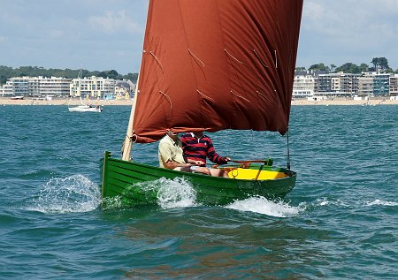 DSC00047 Triple Buse, Ilur 2011 built by Icarai, sailing in La Baule bay