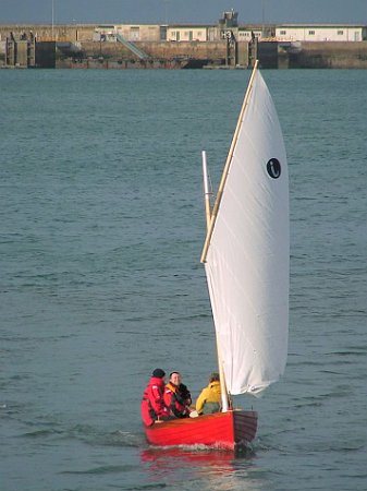 Ilur01 First sailing in Cherbourg harbour