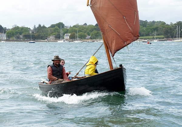 Semaine du golfe du Morbihan 2013 The sail and oar reference, 4.45 m in length Go to Ilur description