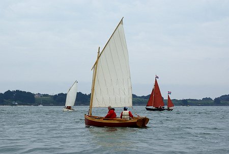 DSC04507 A clinker Aber, with the new sail plan (shorter foot)