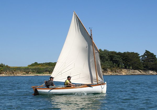 Morbihan week 2009 Sail and oars boat, 4.3 m in length