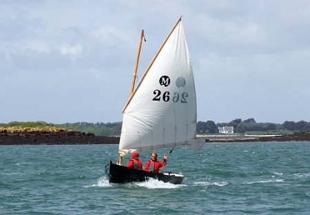 morbihan-2013-fvan-446 Sailing under wind force 6