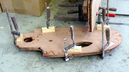 DSC03395 Rudder blade gluing.