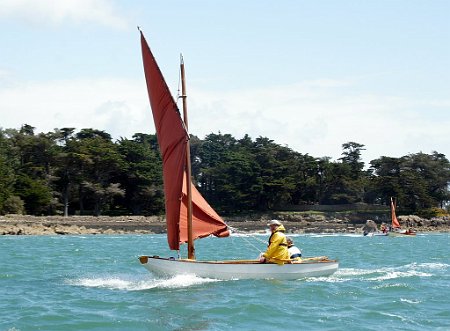 morbihan-2013-fvan-485 Plywood built Seil participating to the Morbihan week 2013