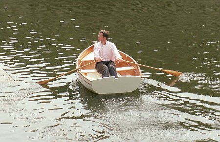 gd_morbic02 Pierre-Yves de la Rivière, le patron de Grand-Largue / Pierre-Yves de la Rivière, the boatbuilder