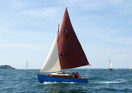 DSC00921 Beniguet P'Tit Lu, built by Grand-Largue, during Douarnenez sail festival 2012