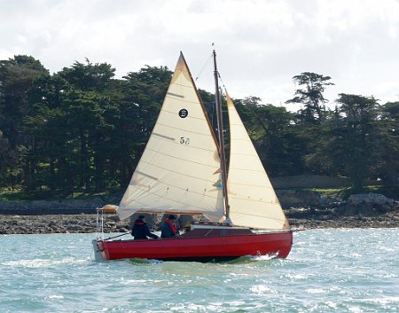 morbihan-2013-fvan-383 The Béniguet belonging to Bernard Barré, built par Grand-Largue