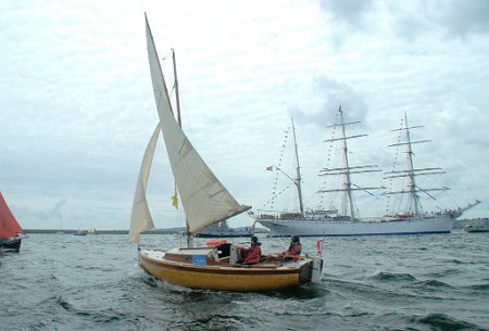 DSC00161 Small and large sail boats....