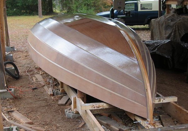 Stir Ven built by Walt Donaldson A fast raid boat, 6.7 m in length