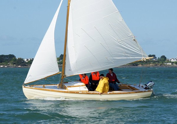 Morbihan 2013 A fast raid boat, 6.7 m in length