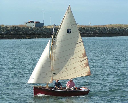 begmeil1_icarai_0111 The grp Beg-Meil marketed by Icarai in Cherbourg harbour.