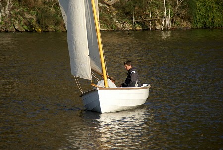 DSC06246 Bounty sous voile en Rance