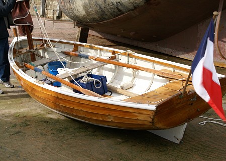 DSC02883 Aber à clins de bois massif - Saint Vaast La Hougue 2008