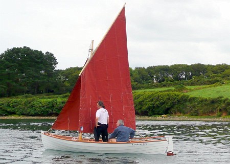 P1000392 Un bateau à l'aise en rivière comme en mer