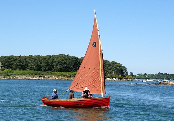 Semaine du Golfe 2009 La référence des voile-aviron, longueur 4.45 m