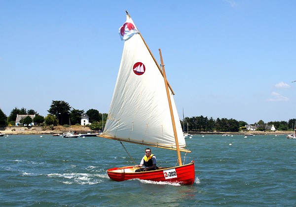 Semaine du golfe 2011 Dériveur à clin de 3.7 m