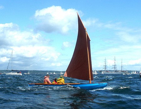 DSC00083 Aurore est un Seil en contreplaqué construit en Suisse par la famille Vuillème