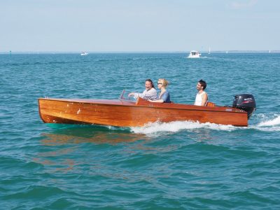 Read more about the article 16′ 6” runabout for sale
