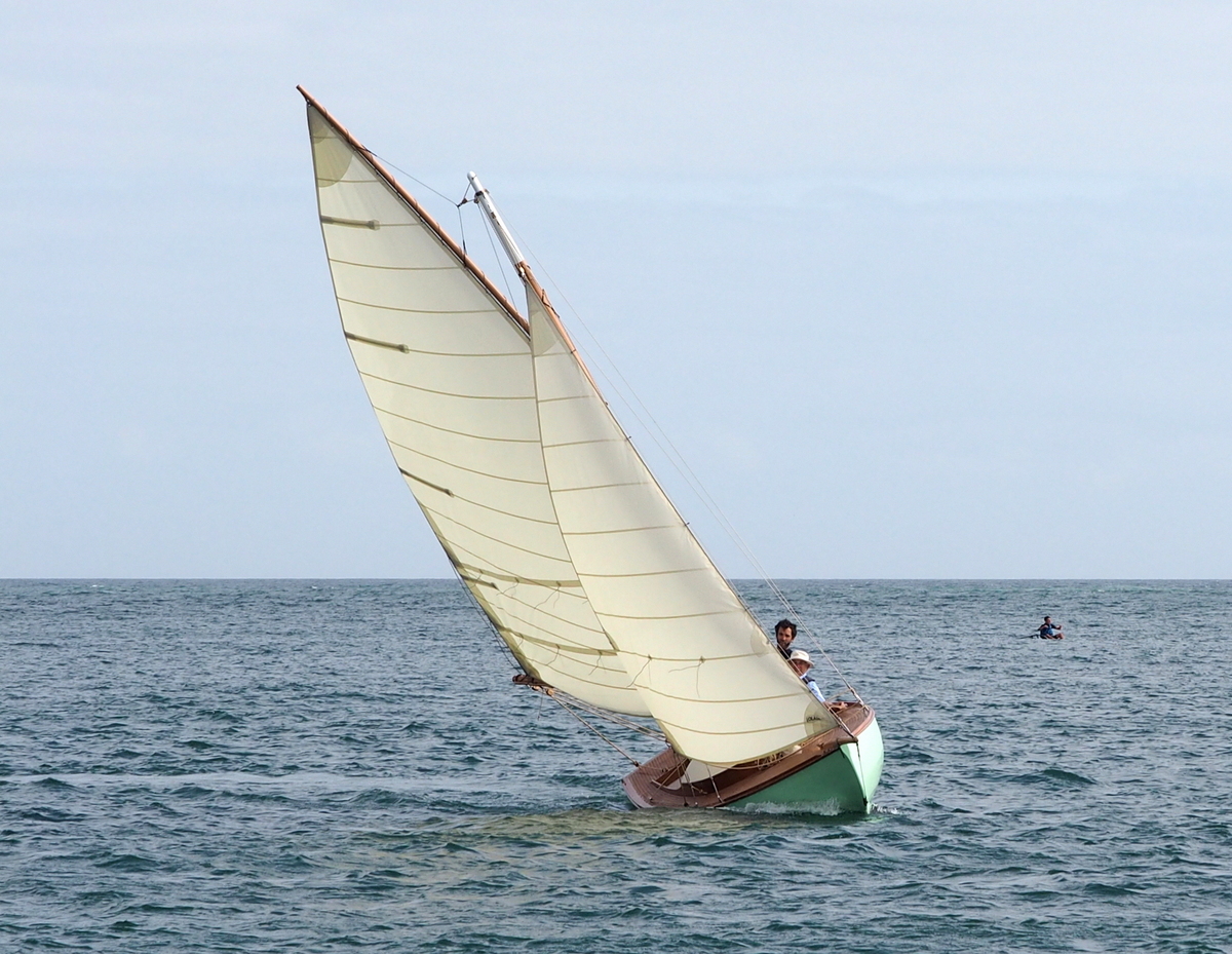 As de Pique an exceptional boat, built by Skol ar