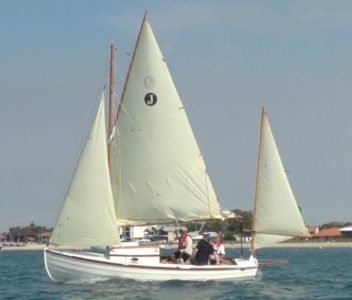 Read more about the article Jewell, trailable gaff yawl, launched in Australia